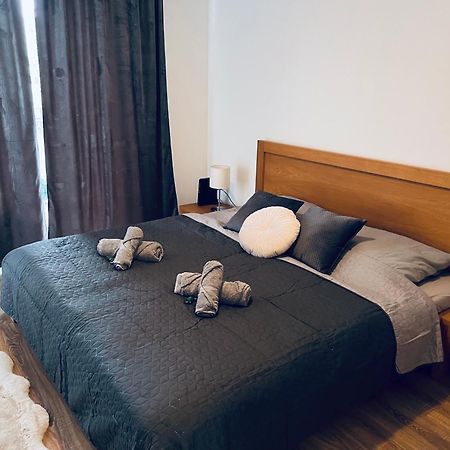 Old Town City Center Apartment 1 - Private Parking Included Кошице Экстерьер фото