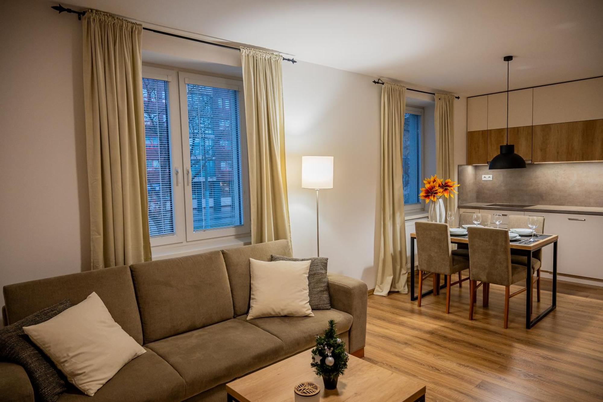 Old Town City Center Apartment 1 - Private Parking Included Кошице Экстерьер фото