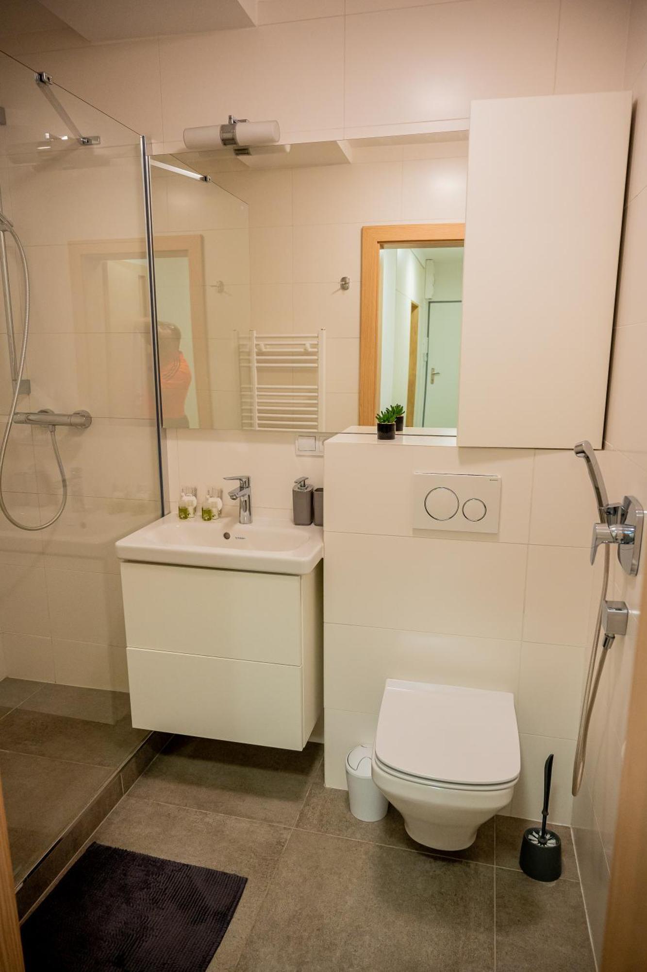 Old Town City Center Apartment 1 - Private Parking Included Кошице Экстерьер фото